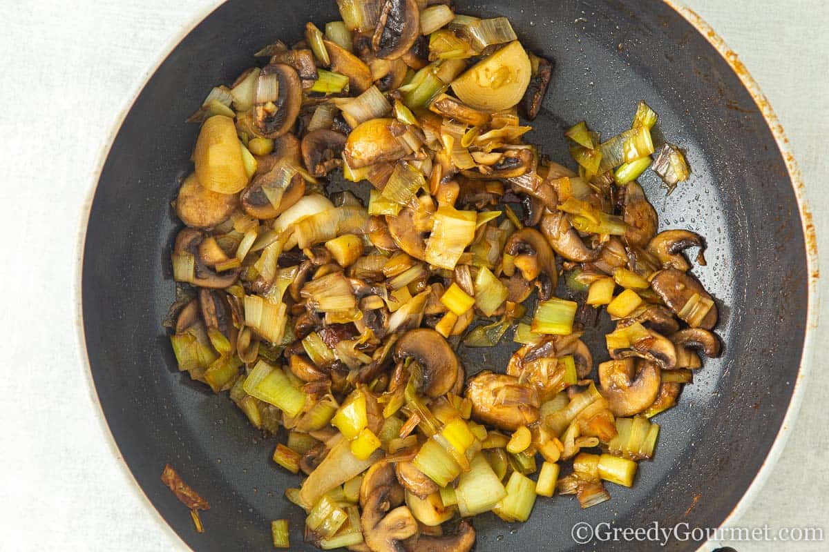 Leek And Mushroom Noodles | Greedy Gourmet