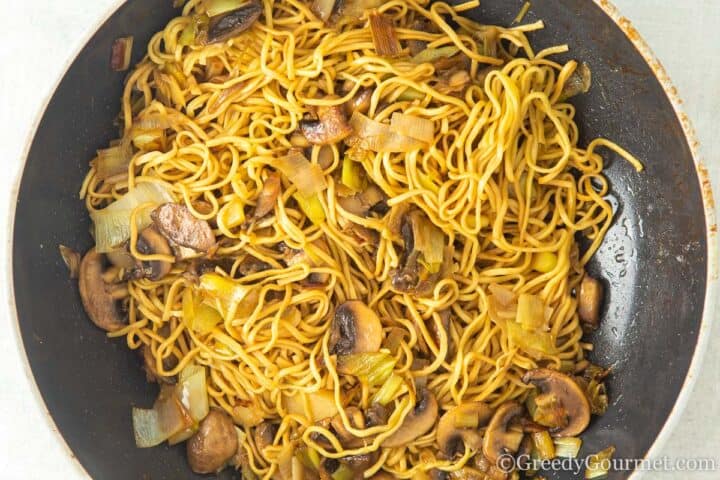 cookes mushroom and leek noodles.