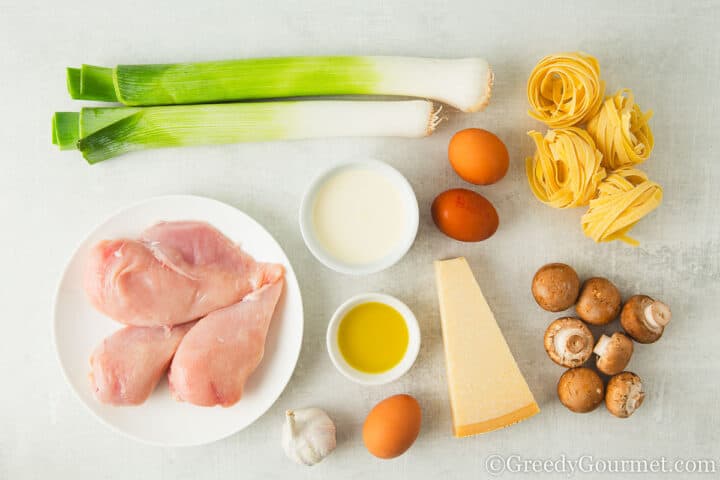 chicken carbonara ingredients.