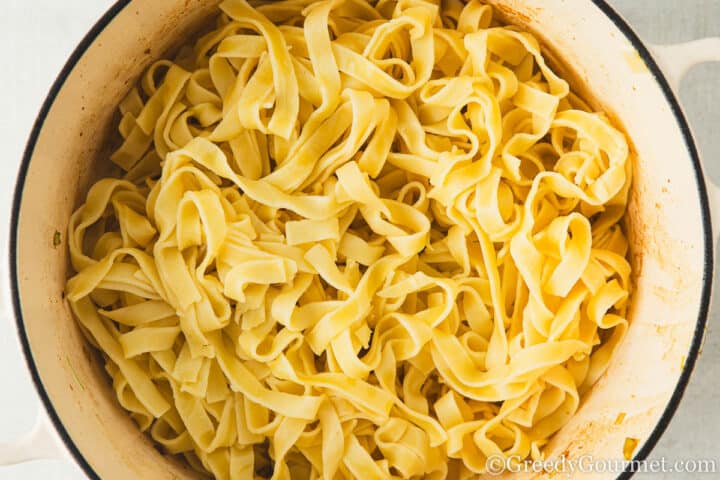 cooked pasta.