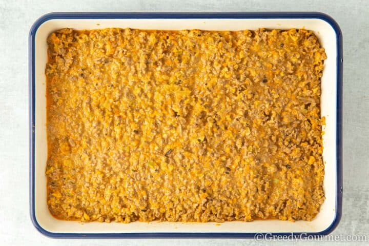 mince filling in a baking tray.