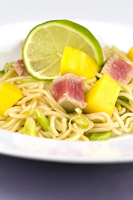 Fresh Tuna & Mango with Lime Noodles