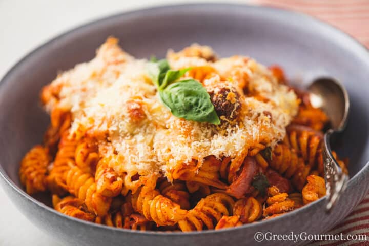 bowl of pasta bake.