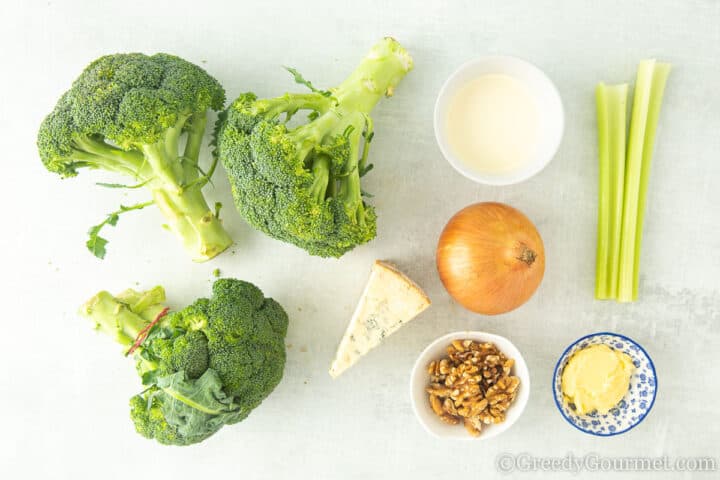 ingredients for broccoli and stilton soup.