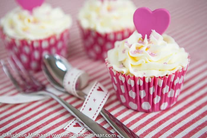 Cupcakes with hearts