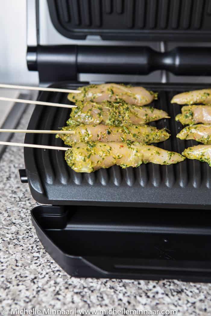 Grilling Chicken with Optigrill