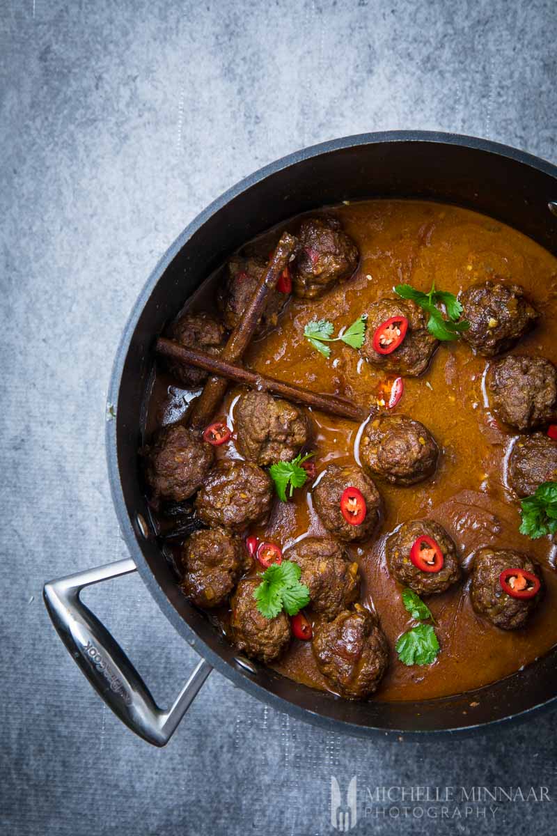 A saucepan of Beef Kofta Curry