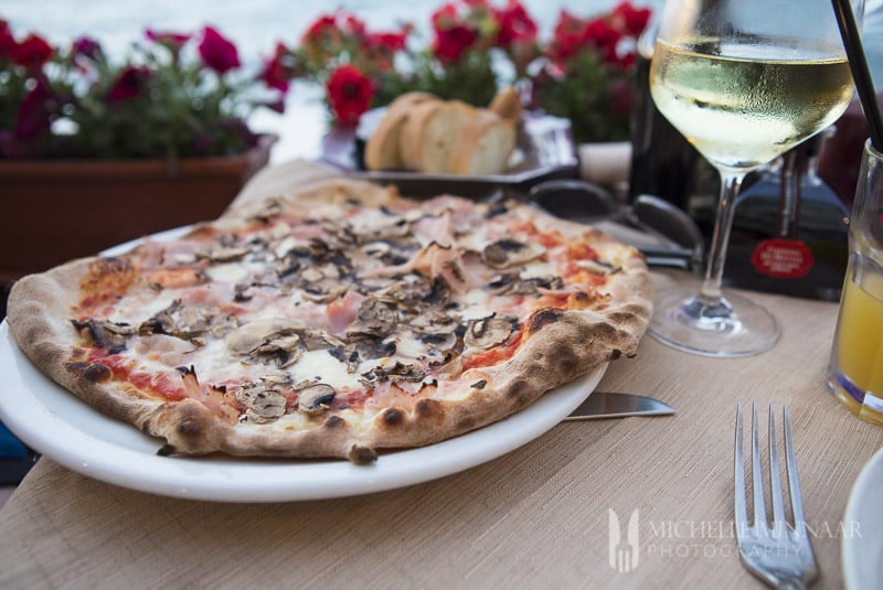 A large pizza pie in cefalu