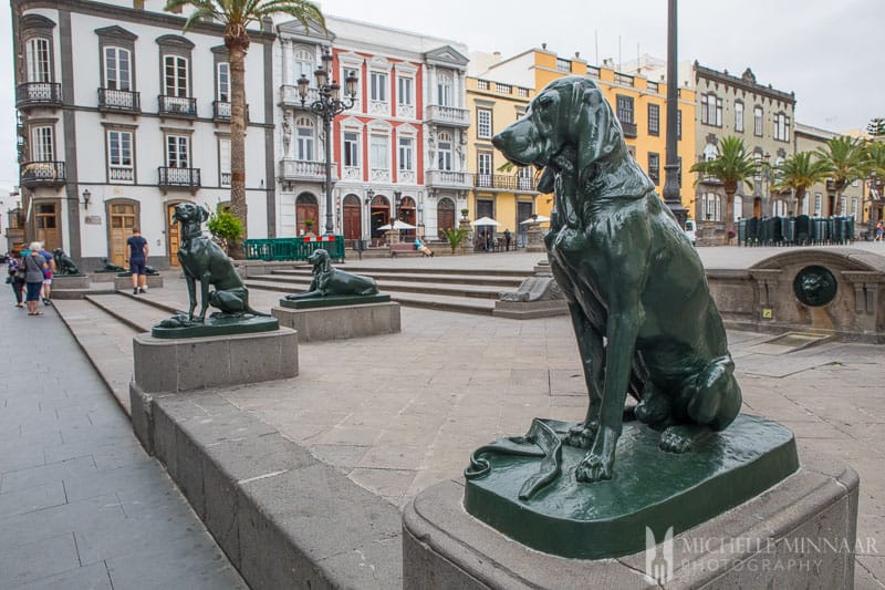 Statues of dogs