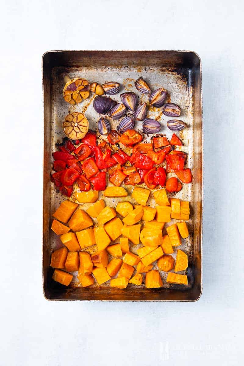 Baked vegetables in a tray 