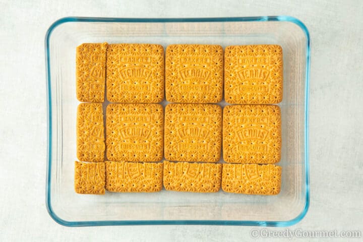 tennis biscuit layer