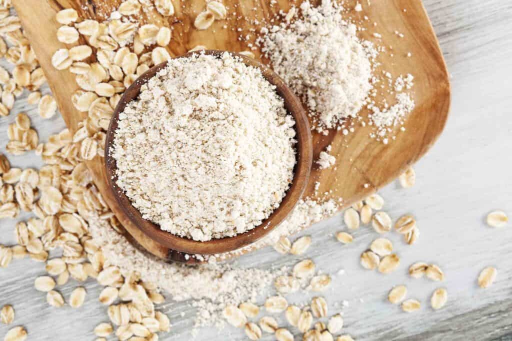 White oat flour and oats