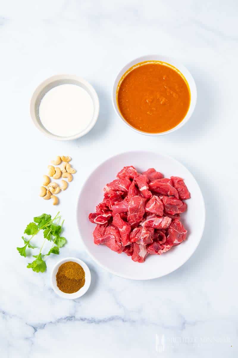 Ingredients to make beef korma