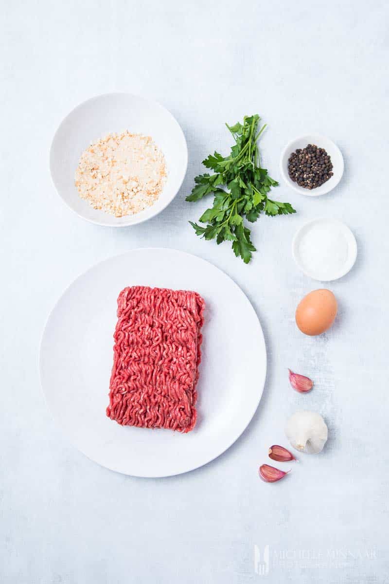 Ingredients to make air fryer meatballs