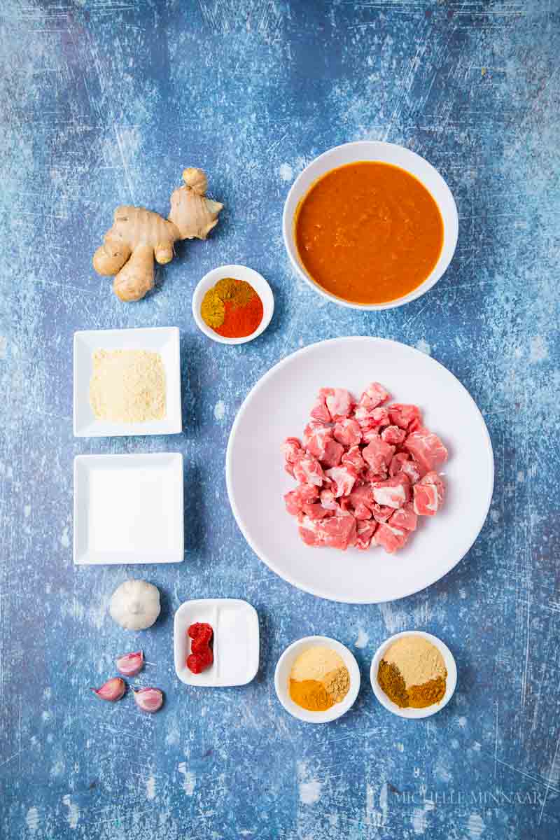 Ingredients to make lamb tikka masala