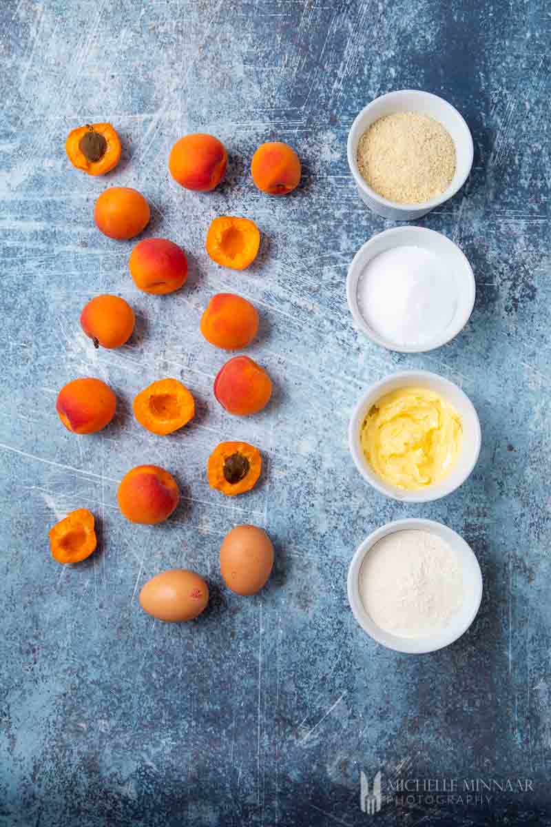 Ingredients to make apricot tart