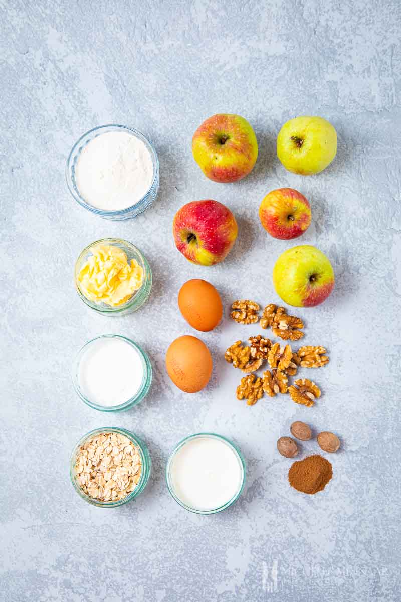 Ingredients to make apple crumble slice