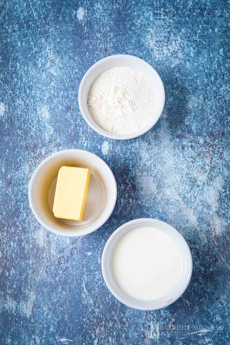 Ingredients to make white sauce