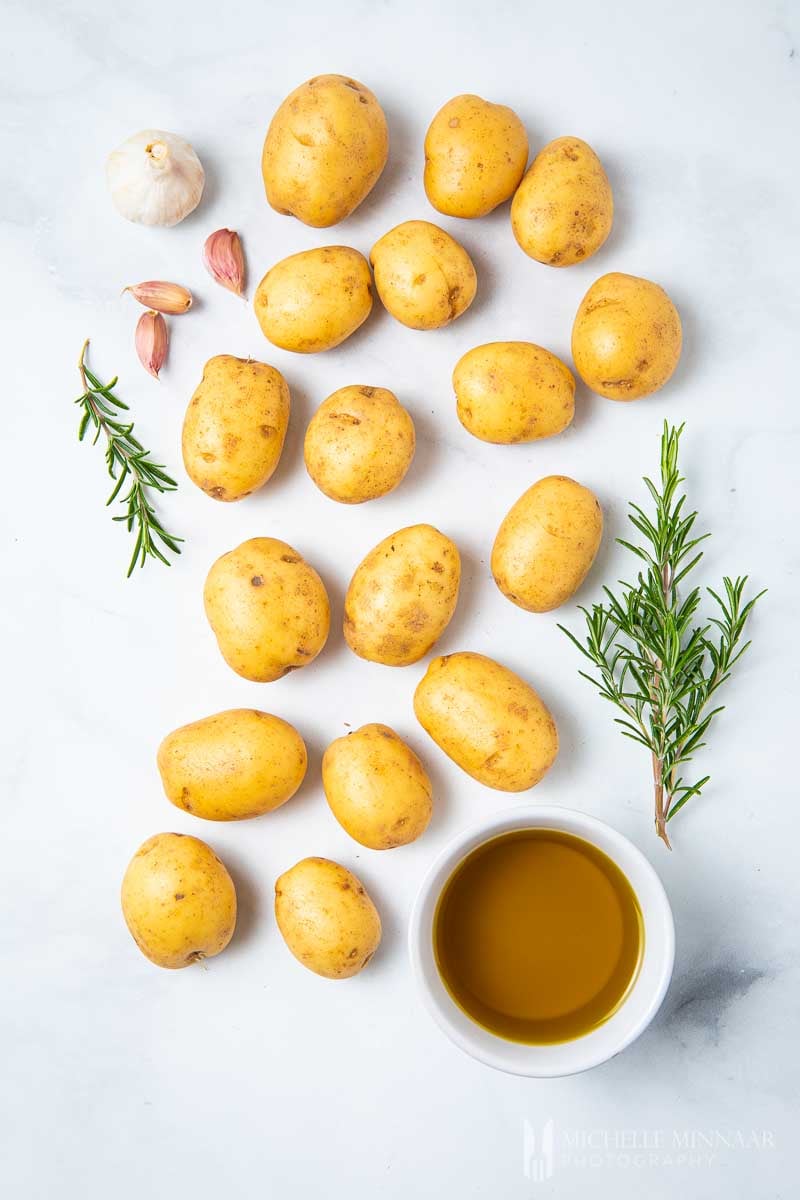 Ingredients to make confit potatoes