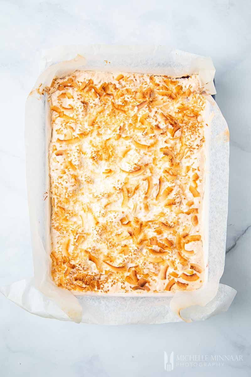 Toasted coconut layer 