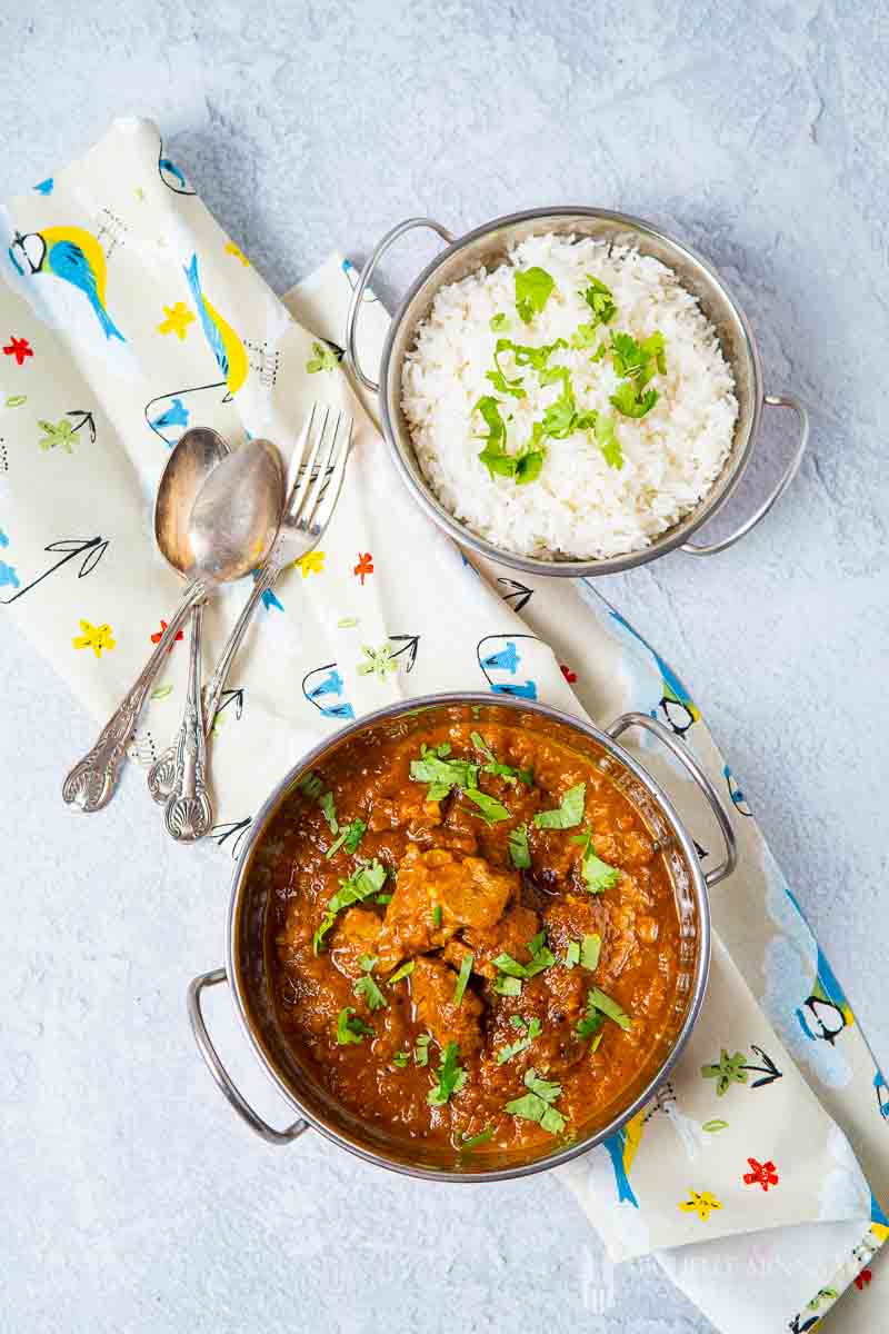 Bowl of lamb dopiaza and white rice