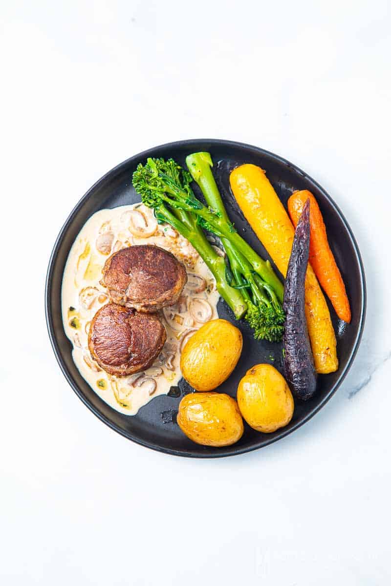 Plate of Lamb noisettes