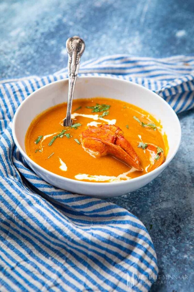 What does the word “bisque” mean in lobster bisque? - Very Gourmand