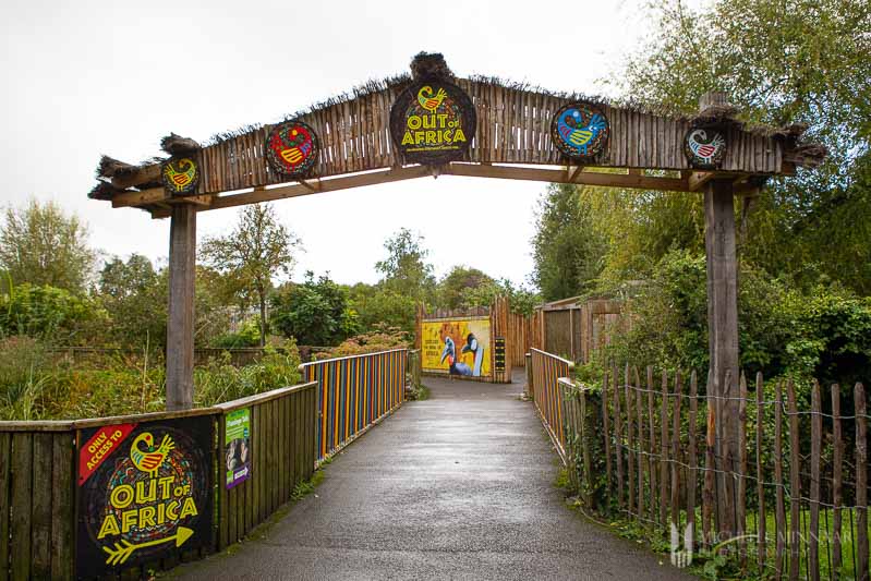 Wicker entrance to the park 