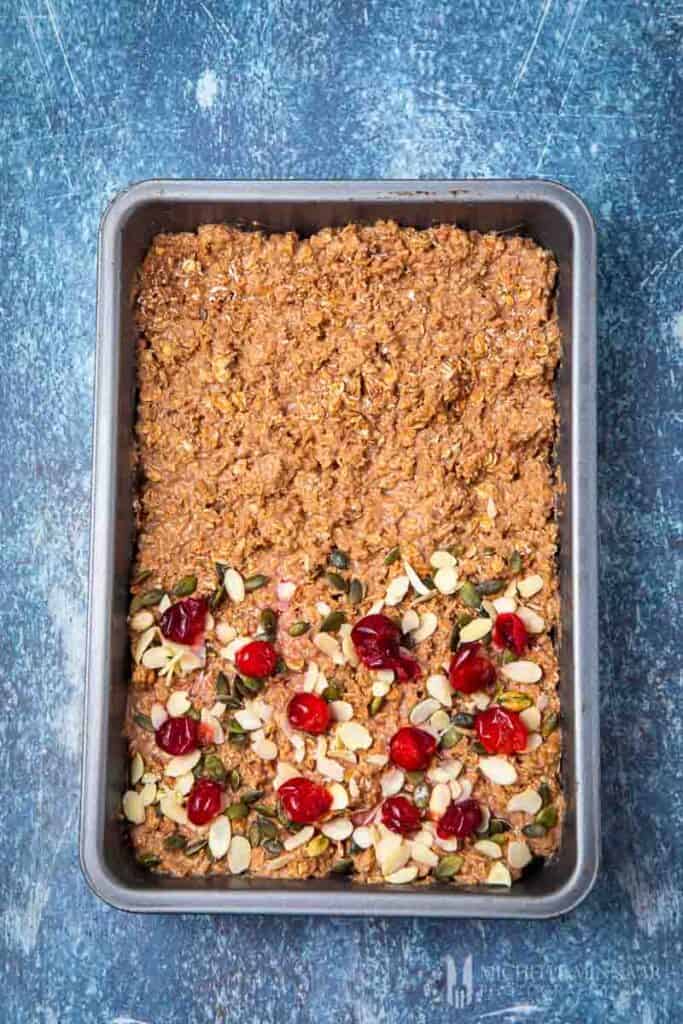Oats and fruit in a sheet pan 