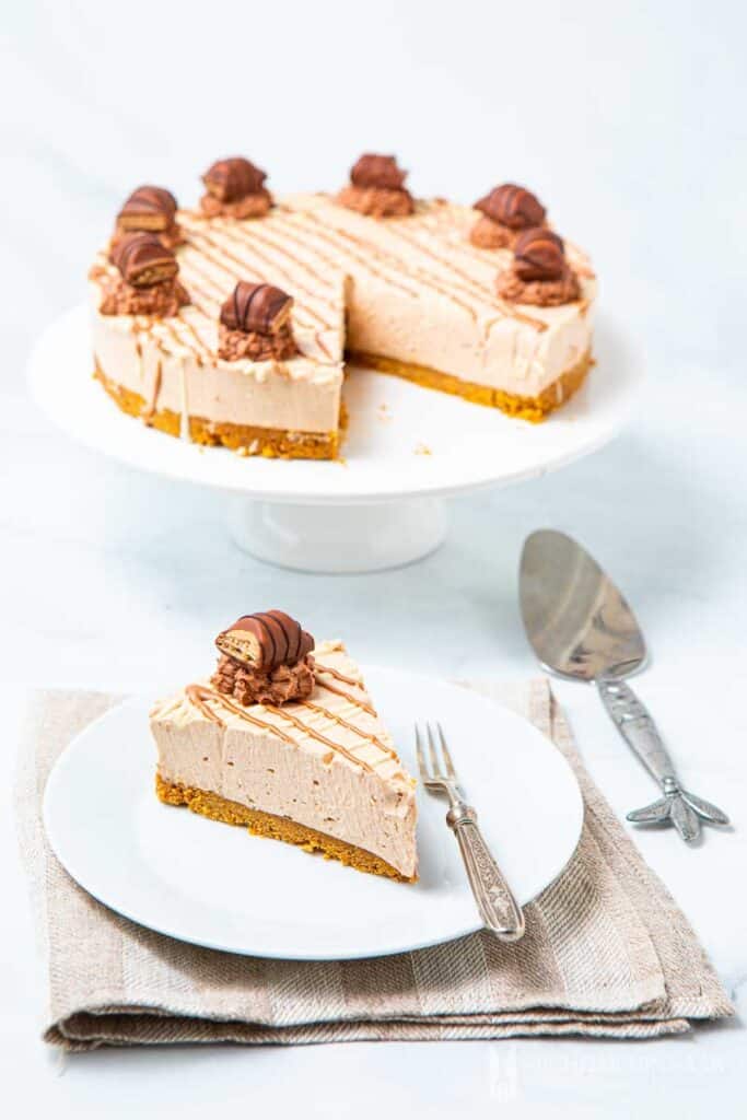 Kinder Bueno Cheesecake An Irresistible Cheesecake Greedy Gourmet