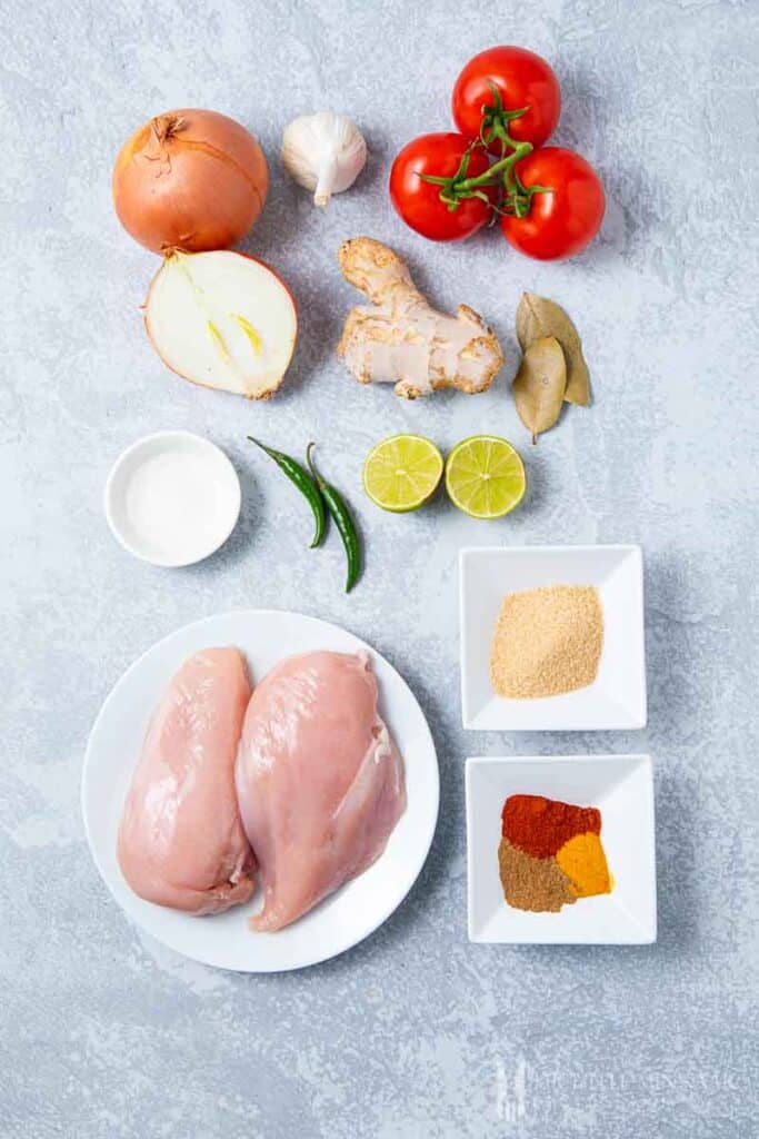 Ingredients to make chicken pathia 