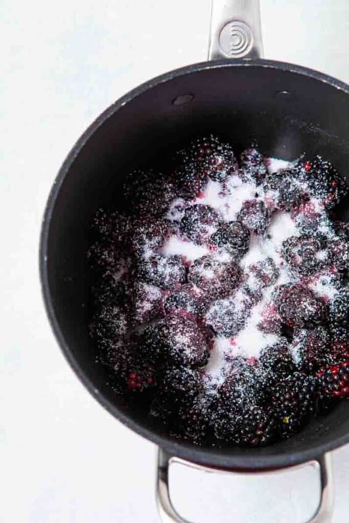 sugar on blackberries