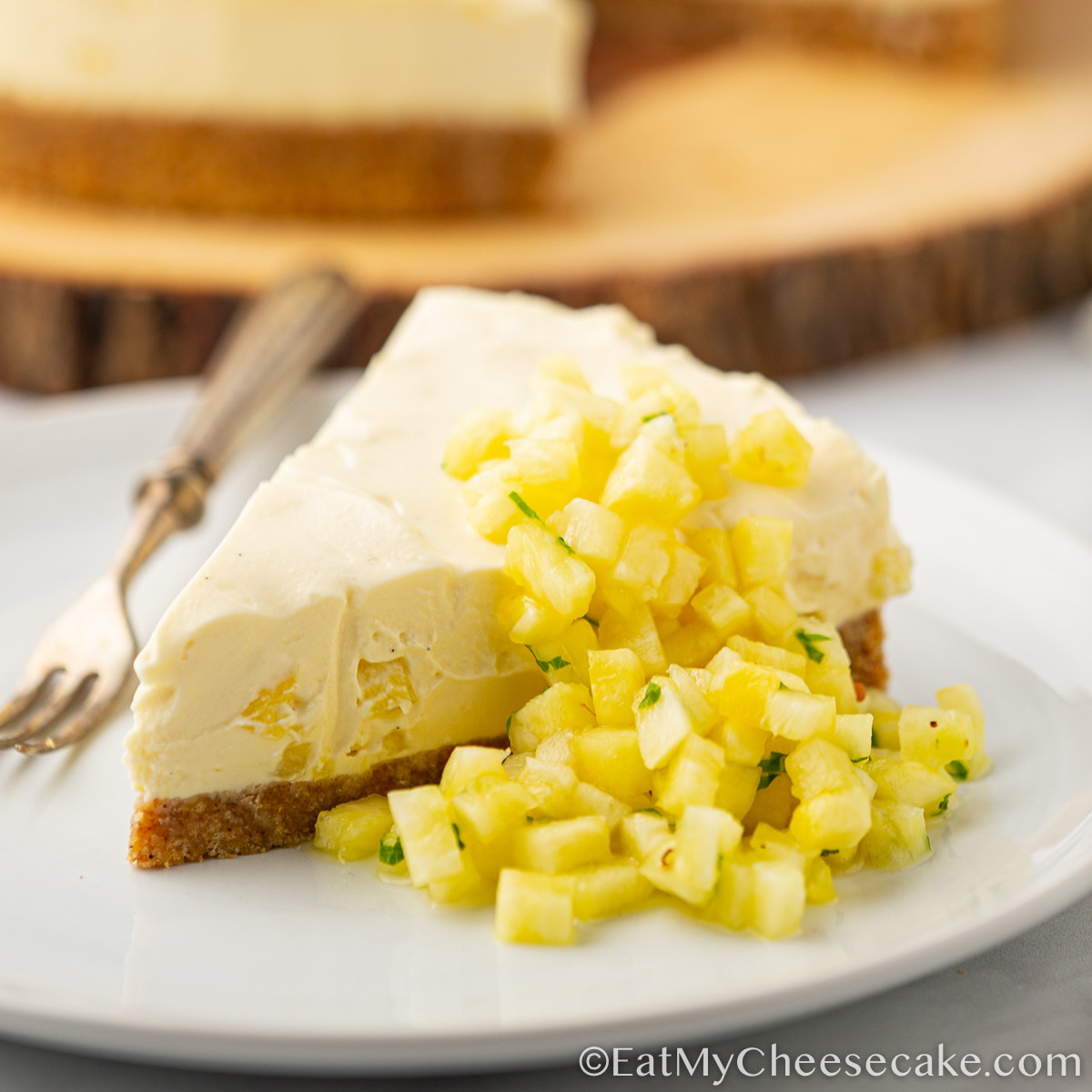 pineapple cheesecake featured image.
