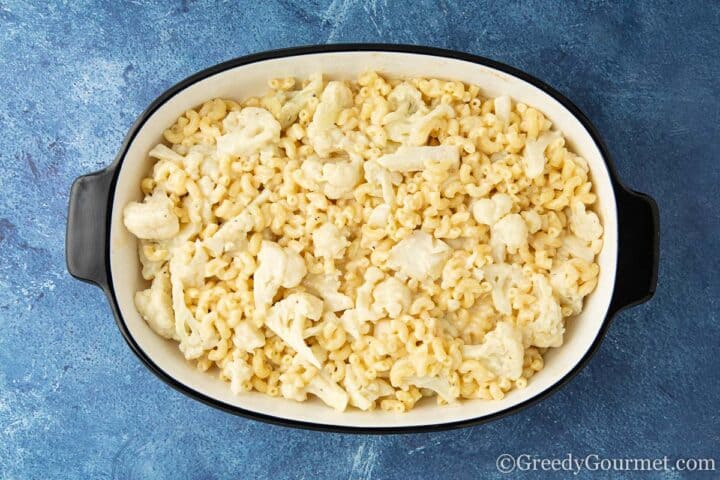 cauliflower pasta in baking dish.