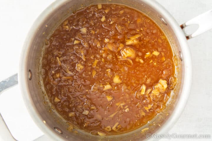 papaya chutney after cooking in pot