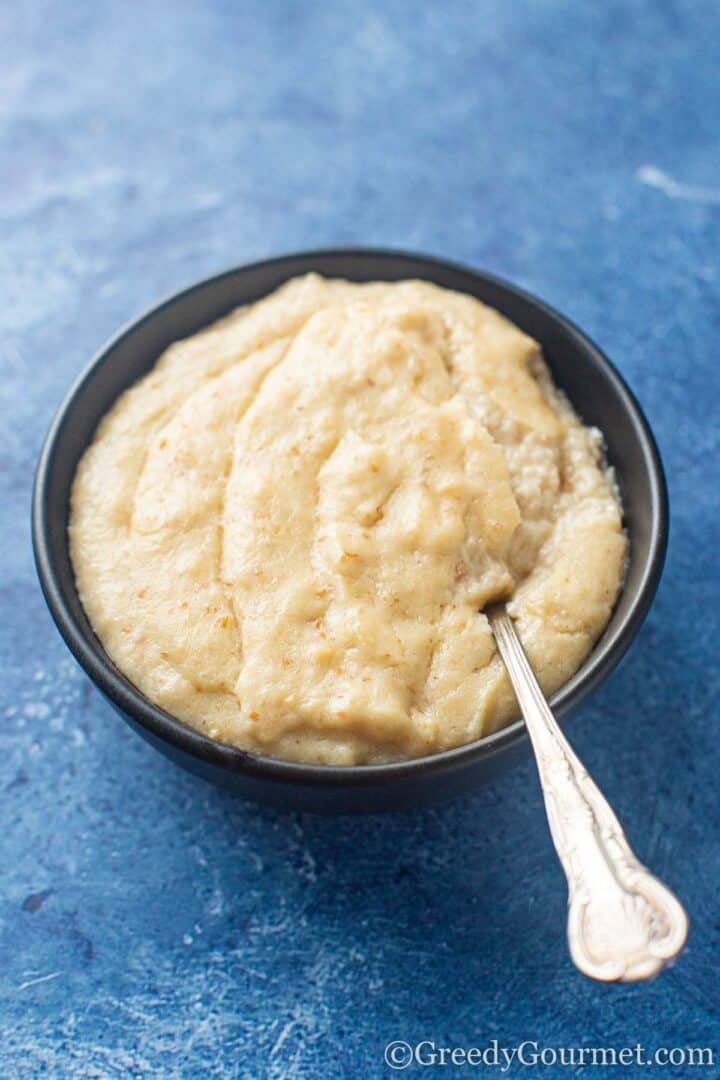 white bread sauce in a serving dish.