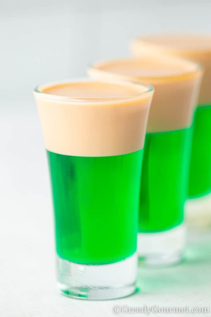 close up of Springbokkie Shots.