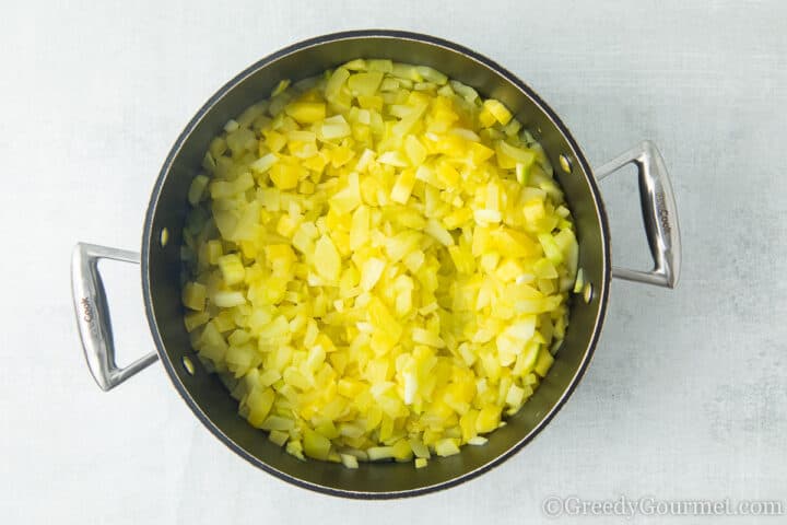 Cooked marrow and lemon.