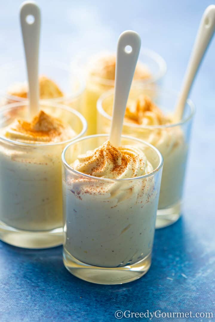 Eggnog Mousse in small serving dishes.