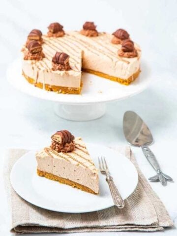 kinder-bueno-cheesecake-cover-image