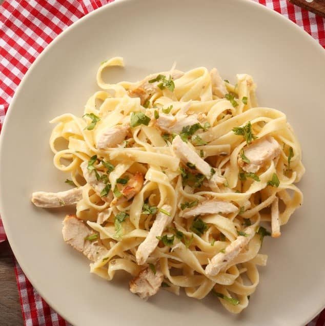 Alfredo sauce pasta.