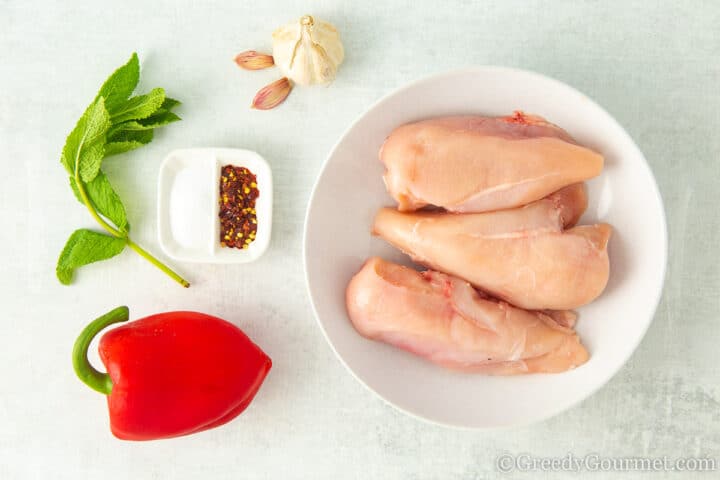 ingredients foe flavouring chicken.