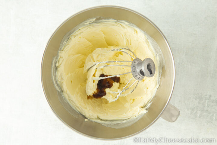 whipped cream with vanilla.
