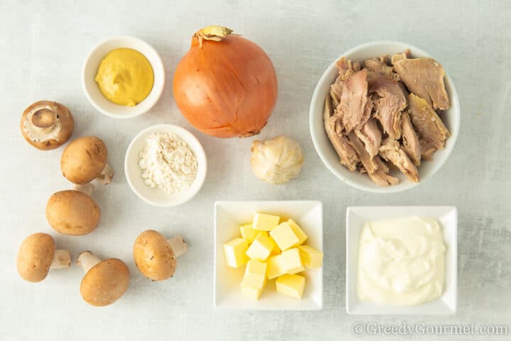ingredients for leftover turkey stroganoff.