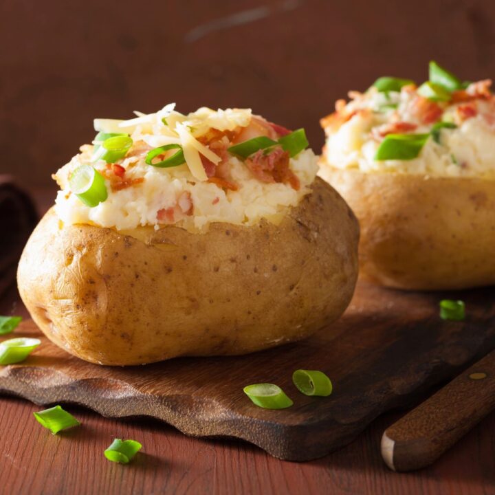 can you freeze baked potatoes featured.