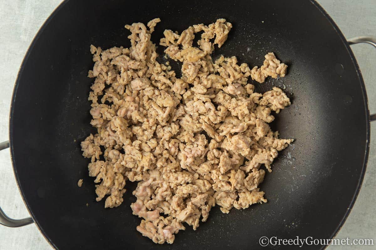 Chicken Mince Stir Fry | Greedy Gourmet