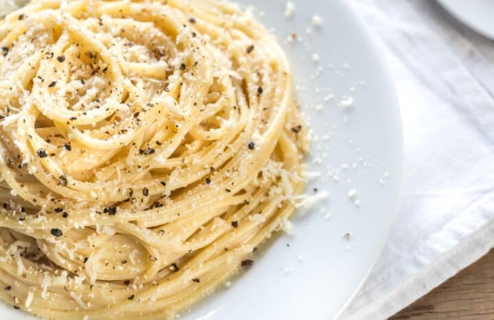 Cacio e pepe.