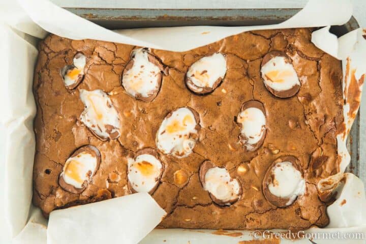 baked creme egg brownies.