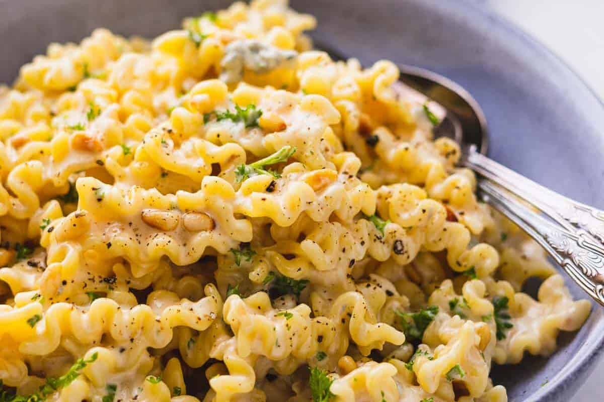 gorgonzola pasta.