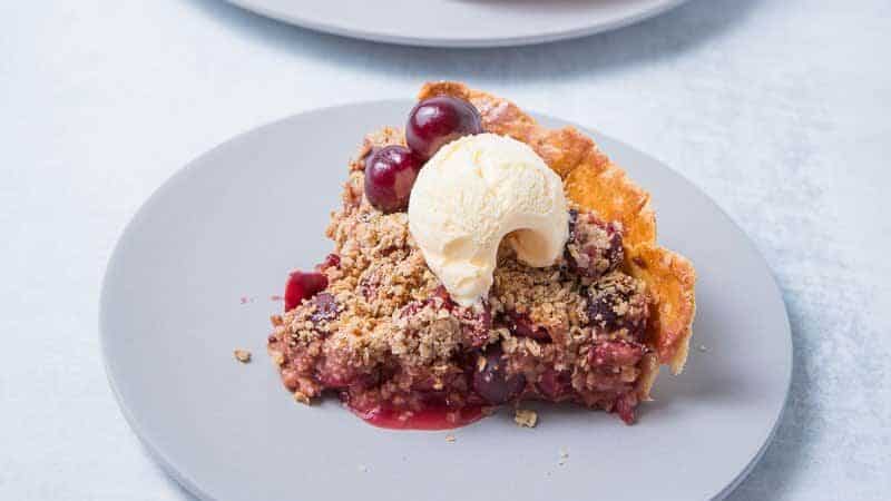 Cherry Crumble